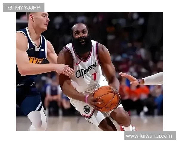 掘金与快船第六场激战回顾球队表现与关键时刻分析